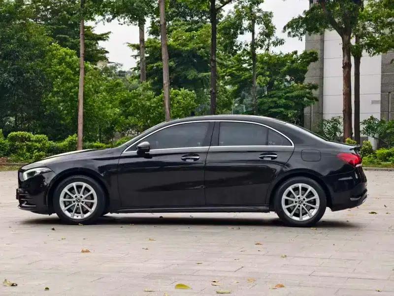 2021 Mercedes-Benz A-Class A 200 L Sport Sedan Dynamic Edition — миниатюра 4