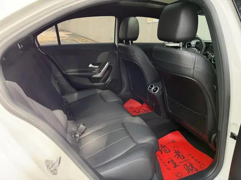 Mercedes-Benz A-Class 2019 A 200 L Sport Sedan First Edition — миниатюра 30