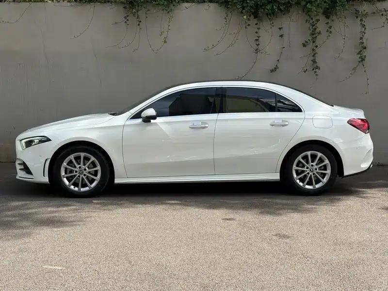 Mercedes-Benz A-Class 2019 A 200 L Sport Sedan First Edition — миниатюра 4