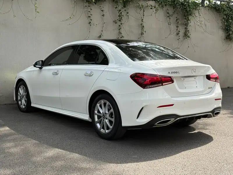 Mercedes-Benz A-Class 2019 A 200 L Sport Sedan First Edition — миниатюра 5