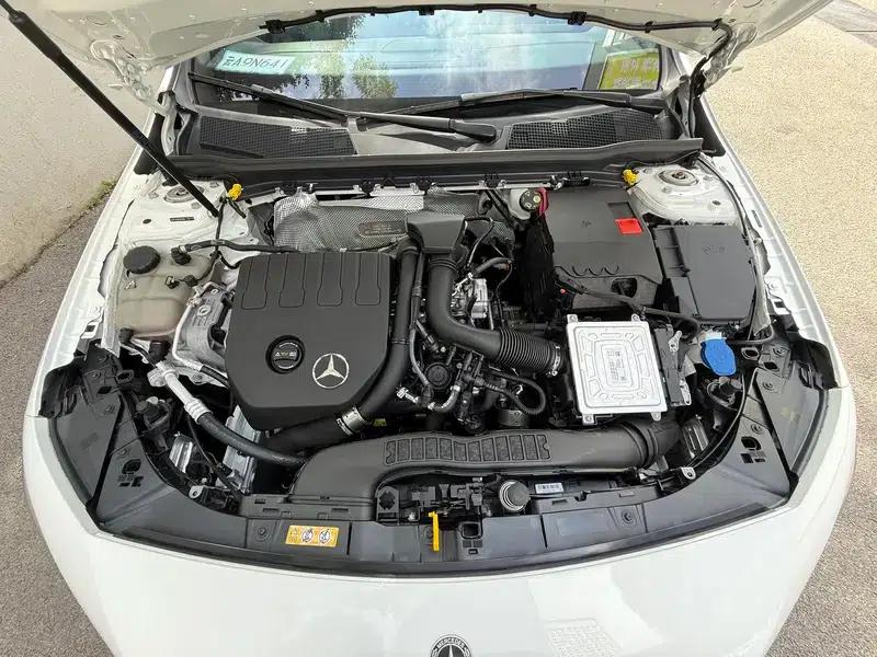 Mercedes-Benz A-Class 2019 A 200 L Sport Sedan First Edition — миниатюра 8