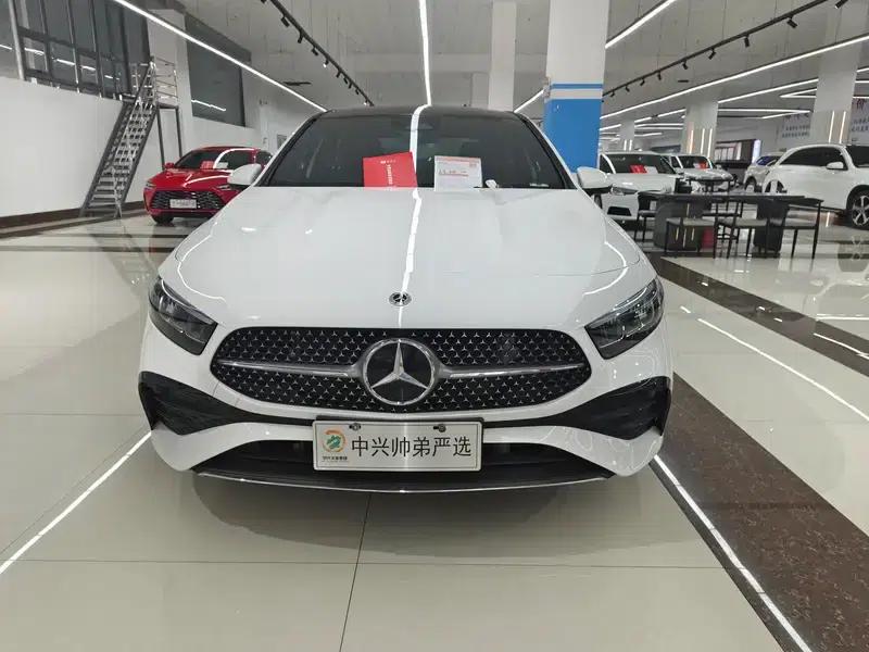 2023 Mercedes-Benz A-Class A 200 L Sport Sedan Fashion Edition — миниатюра 2