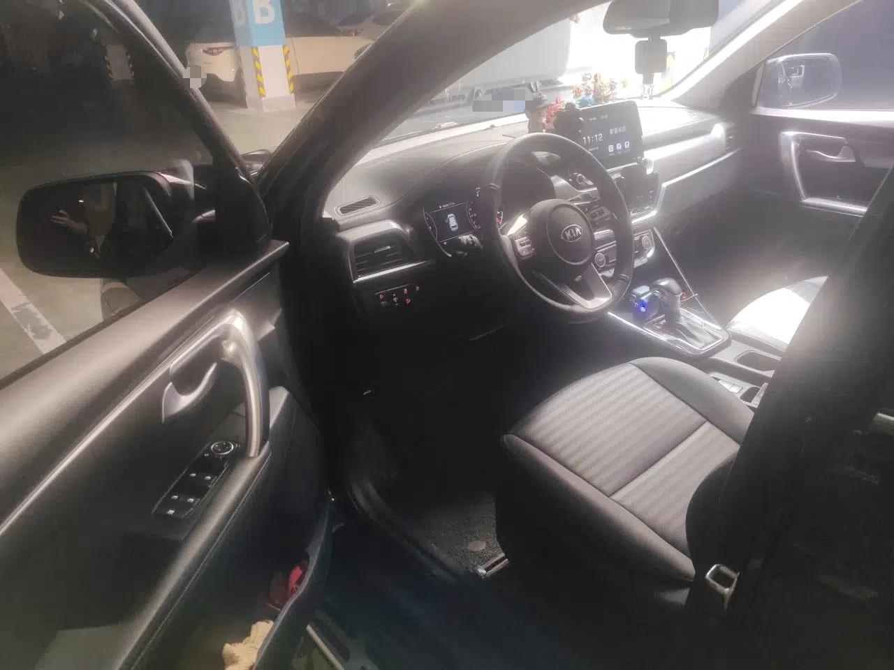 Kia Sportage R 2019 2.0L Automatic Smart Luxury Edition — миниатюра 16