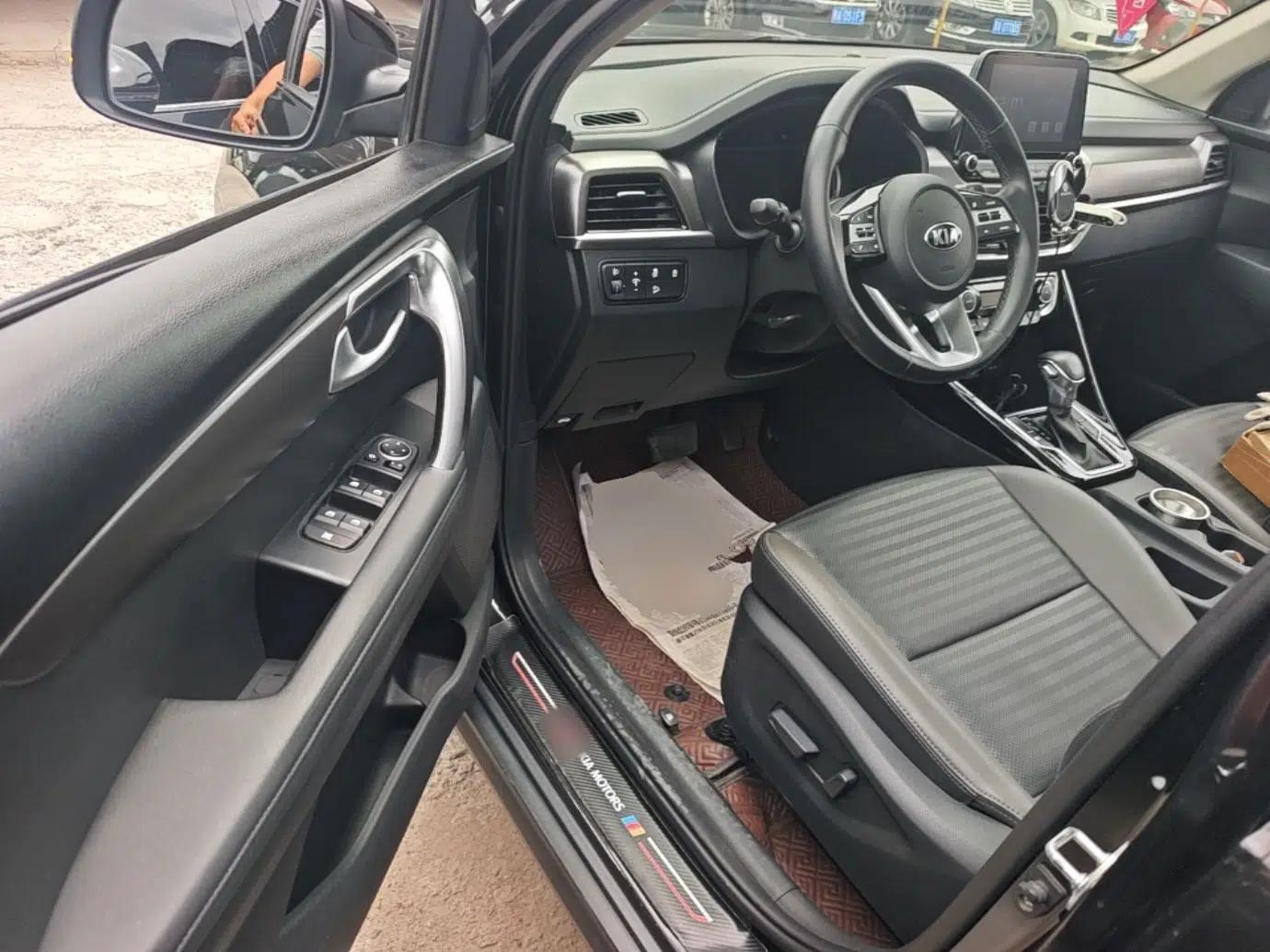 Kia Sportage R 2018 2.0L Automatic Smart Luxury Version China V Standard — миниатюра 18