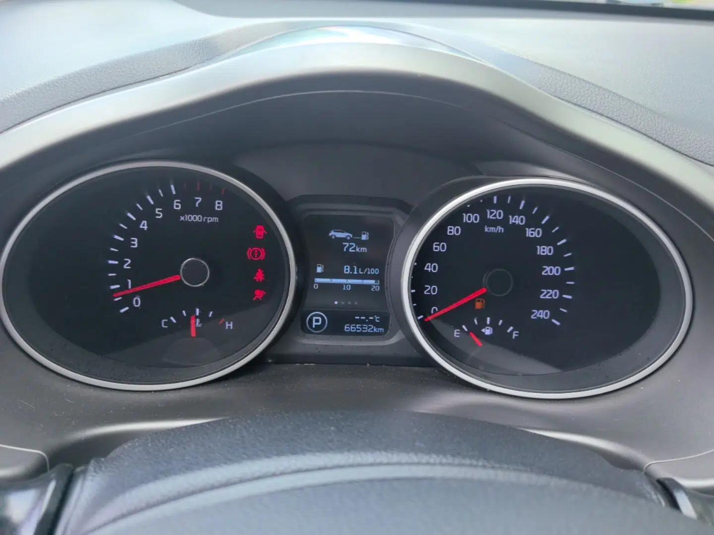 Kia Sportage R 2016 2.0L Automatic Two-Wheel Drive GL — миниатюра 14