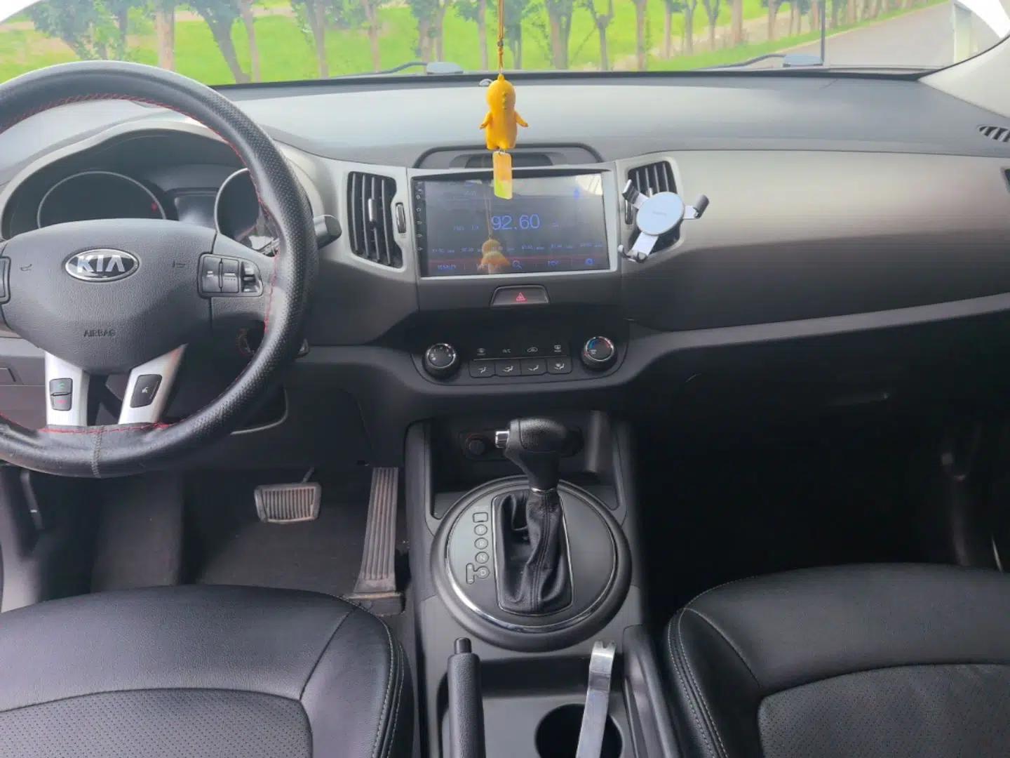Kia Sportage R 2016 2.0L Automatic Two-Wheel Drive GL — миниатюра 15