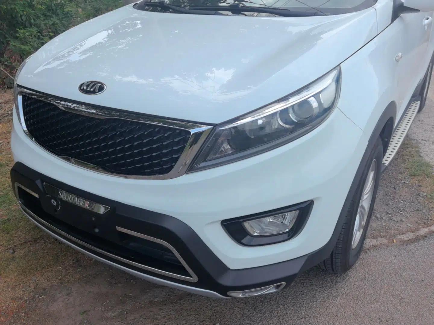 Kia Sportage R 2016 2.0L Automatic Two-Wheel Drive GL — миниатюра 8