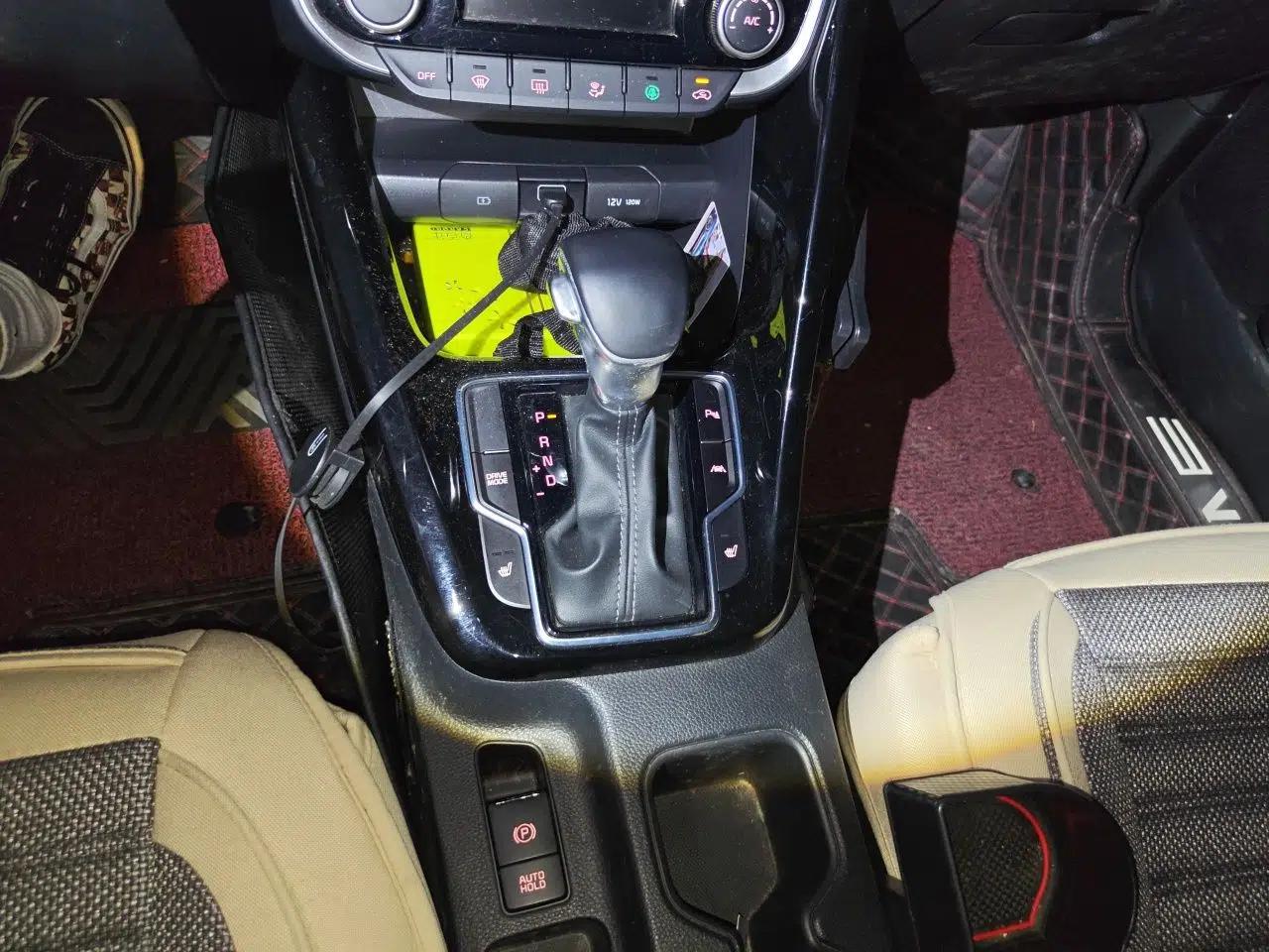 Kia Sportage R 2019 2.0L Automatic Smart Luxury Enhanced Edition — миниатюра 14