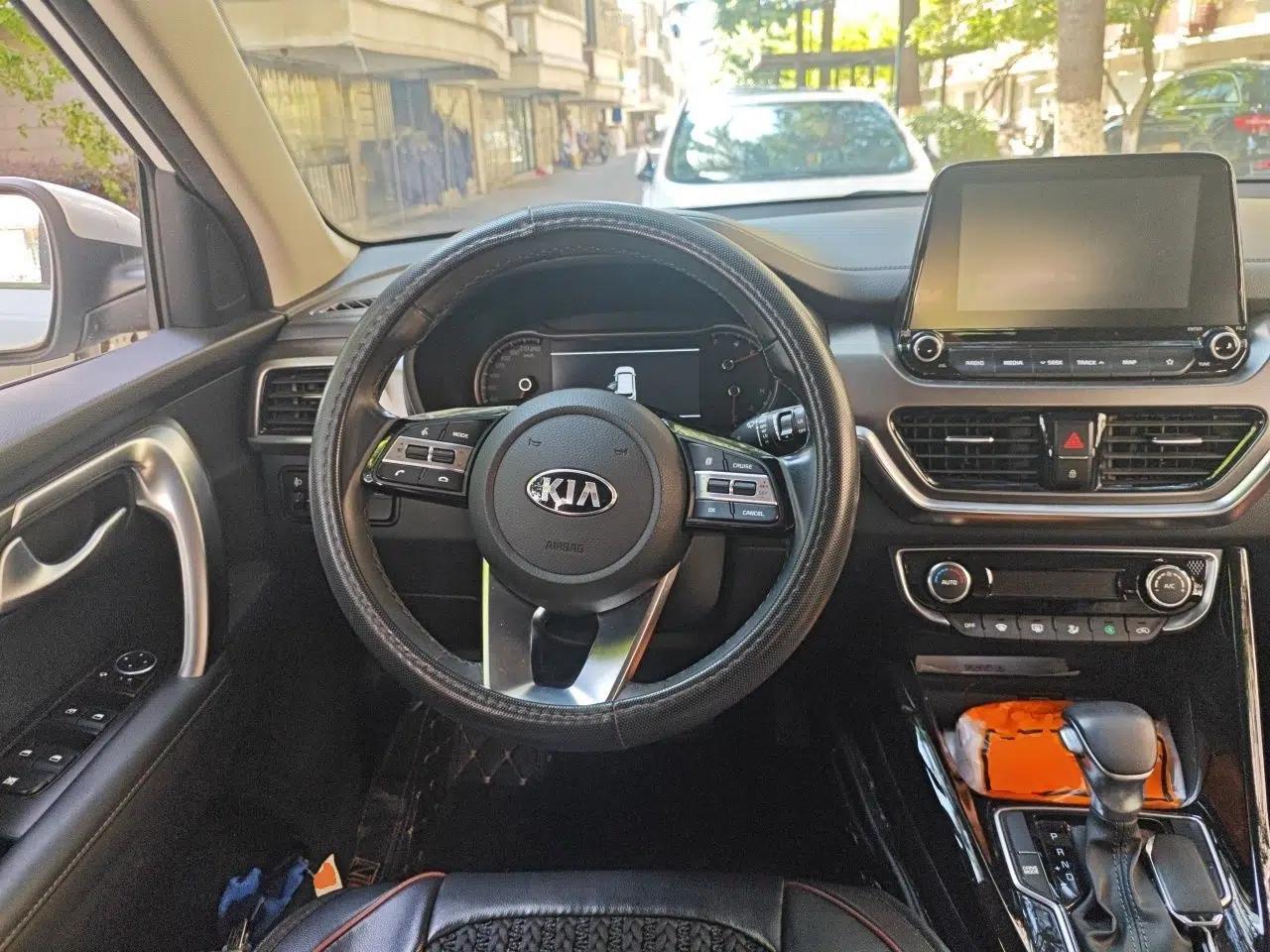 Kia Sportage R 2018 2.0L Automatic Smart Luxury Version China V Standard — миниатюра 10