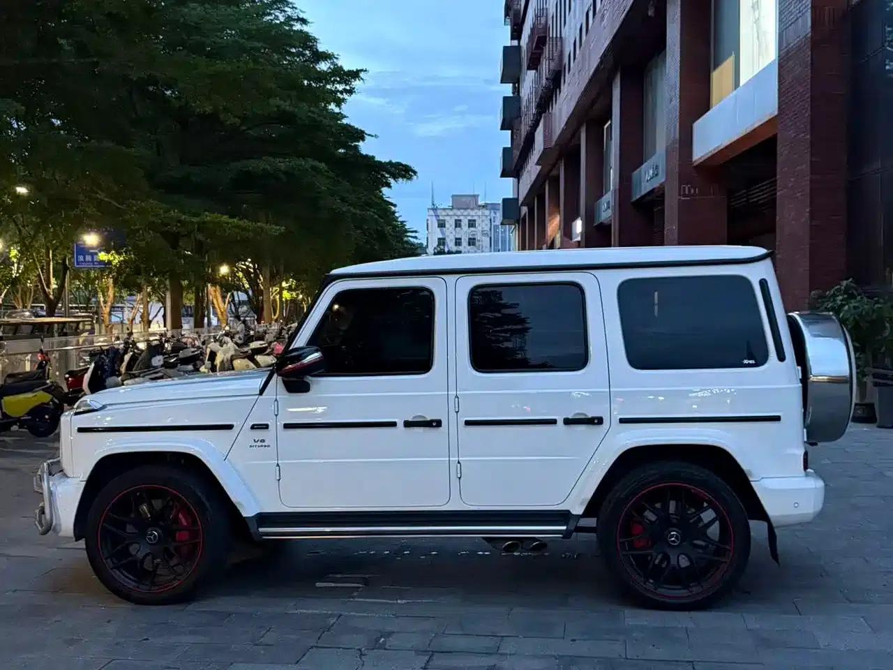 2019 Mercedes-Benz G-Class AMG 63 — миниатюра 4