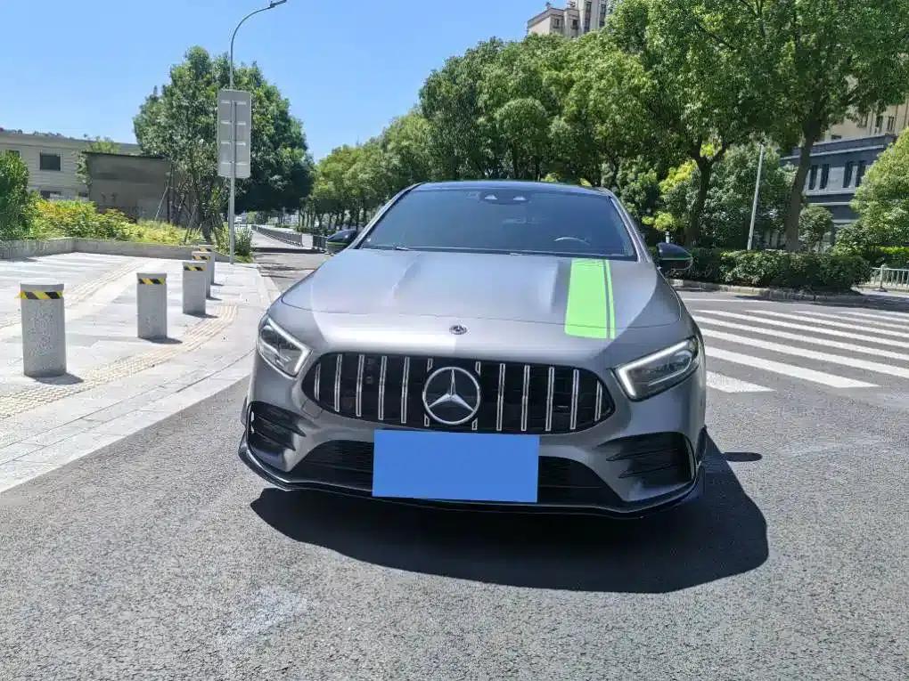 2021 Mercedes-Benz A-Class AMG A 35 L 4MATIC Midnight Edition — миниатюра 2