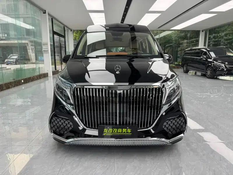 2024 Nissan Vito 2.0T Automatic Rear-Wheel Drive 7-Seater Factory Custom Edition — миниатюра 2