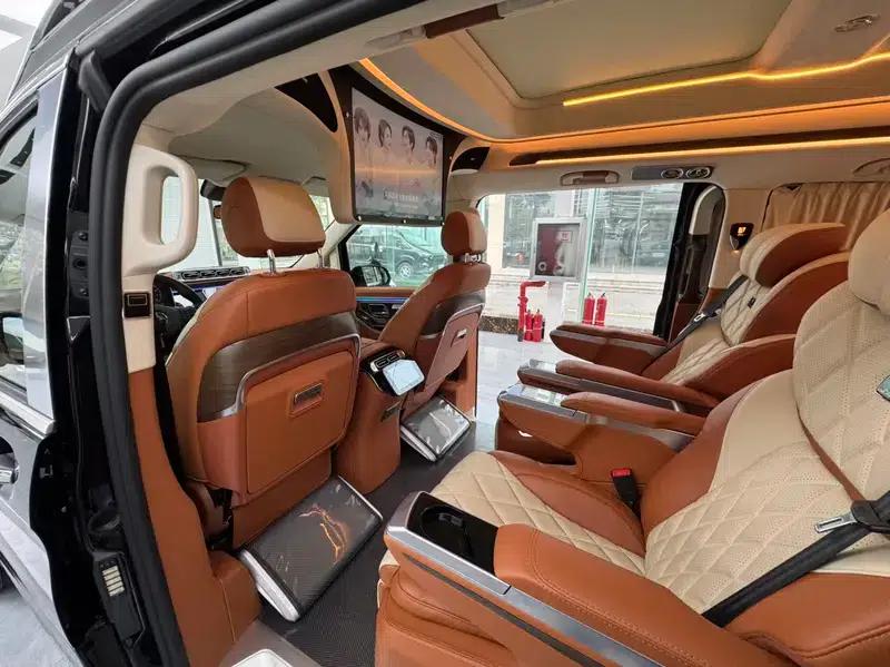 2024 Nissan Vito 2.0T Automatic Rear-Wheel Drive 7-Seater Factory Custom Edition — миниатюра 12