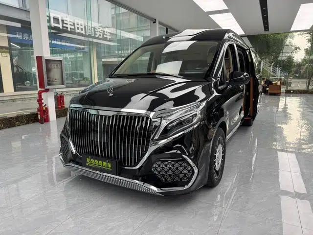 2024 Nissan Vito 2.0T Automatic Rear-Wheel Drive 7-Seater Factory Custom Edition