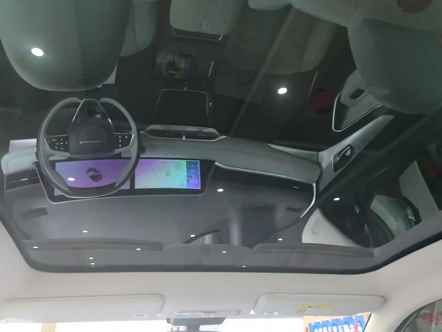 Venucia V DD-i 2023 110 km iE Version — миниатюра 21