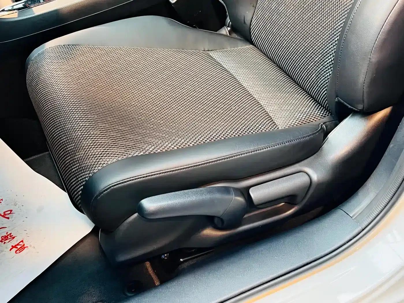 Jade 2017 1.8L Automatic Comfort Edition 5-seater — миниатюра 14