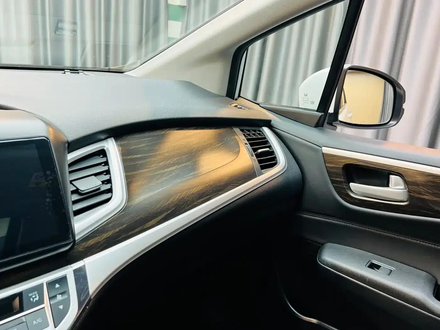 Jade 2017 1.8L Automatic Comfort Edition 5-seater — миниатюра 18