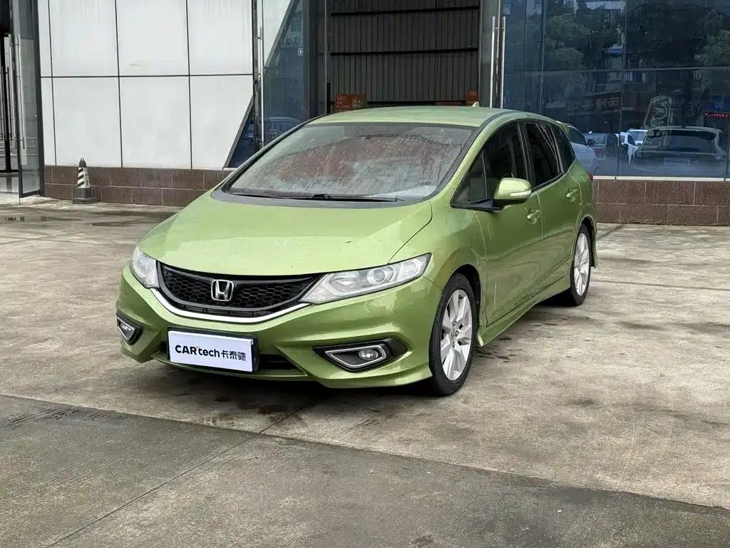 Jade 2013 1.8L Automatic Comfort Edition 5-seater — миниатюра 1