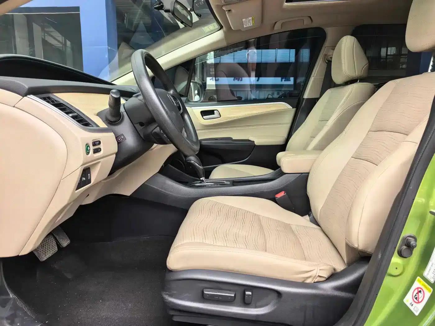 Jade 2014 1.8L CVT Luxury Edition 5-seater — миниатюра 10