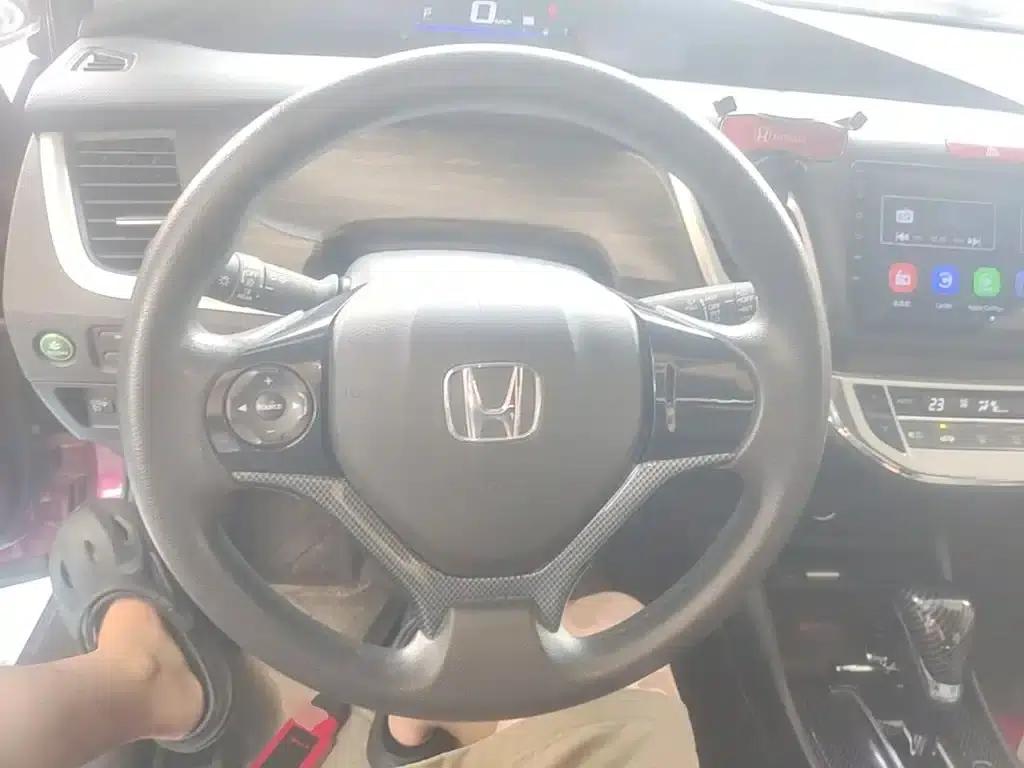 Jade 2017 1.8L Automatic Comfort Edition 5-seater — миниатюра 11