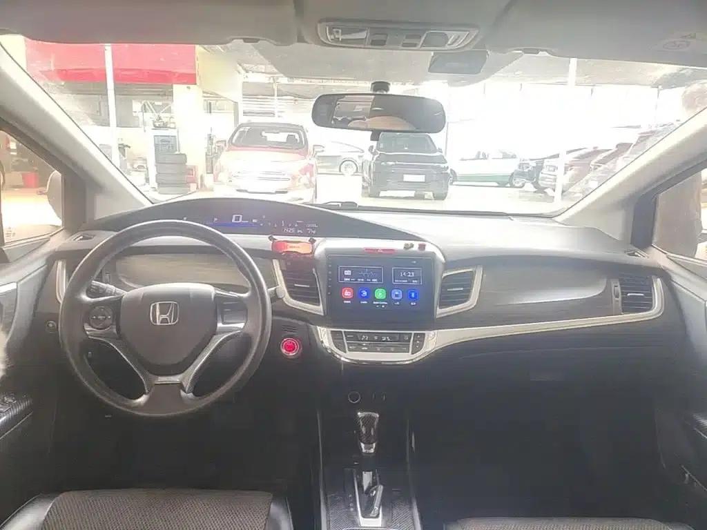 Jade 2017 1.8L Automatic Comfort Edition 5-seater — миниатюра 10