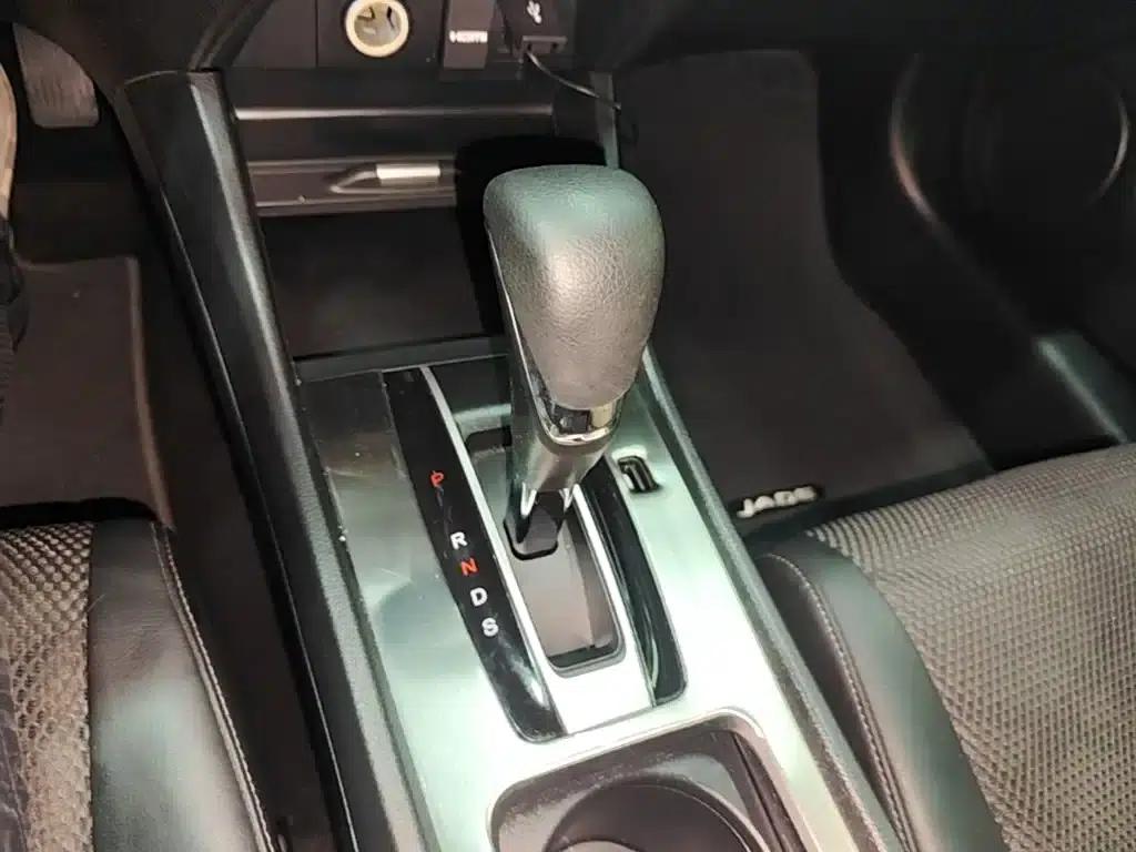Jade 2016 1.8L Automatic Comfort Elite Edition 5-seater — миниатюра 14