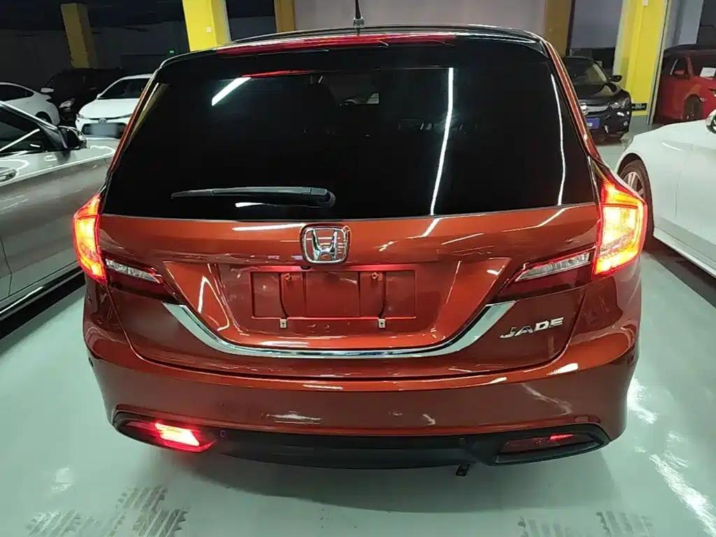 Jade 2016 1.8L Automatic Comfort Elite Edition 5-seater — миниатюра 6