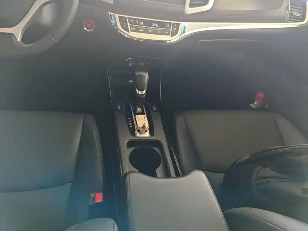 Jade 2017 210TURBO CVT Luxury Edition 5-seater — миниатюра 14