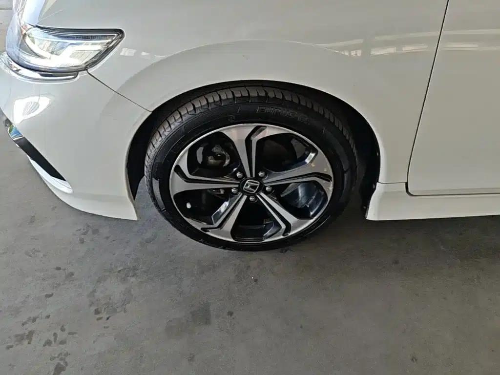 Jade 2017 210TURBO CVT Luxury Edition 5-seater — миниатюра 23