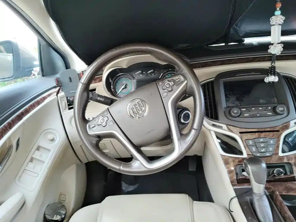 Buick LaCrosse 2013 2.4L SIDI Leading Comfort Edition — миниатюра 11
