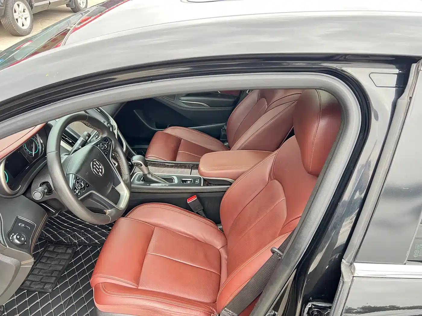 Buick LaCrosse 2013 2.4L SIDI Luxury Comfort Model — миниатюра 11