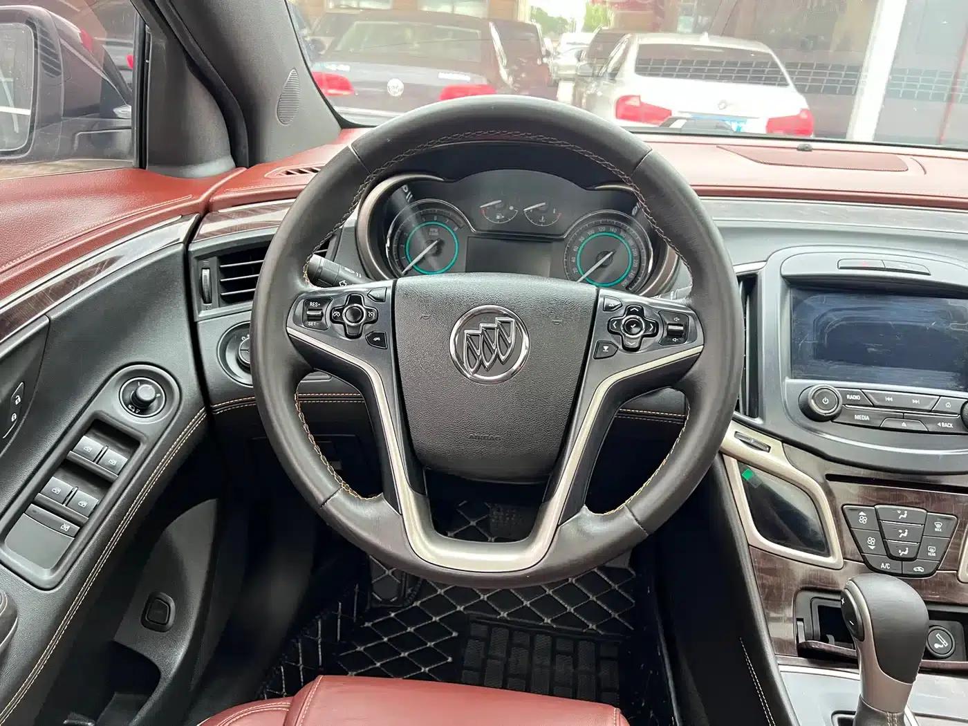 Buick LaCrosse 2013 2.4L SIDI Luxury Comfort Model — миниатюра 19