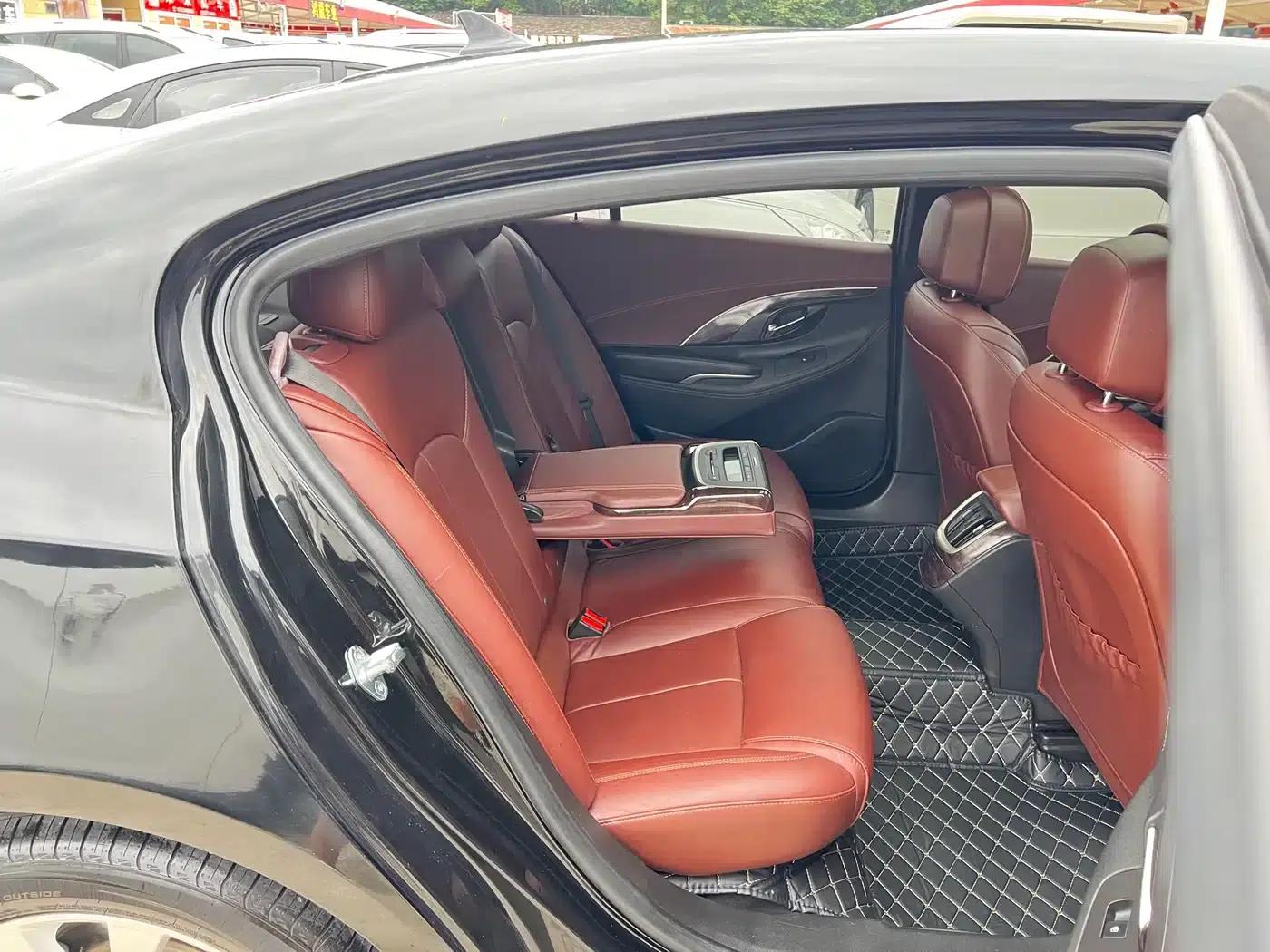Buick LaCrosse 2013 2.4L SIDI Luxury Comfort Model — миниатюра 22