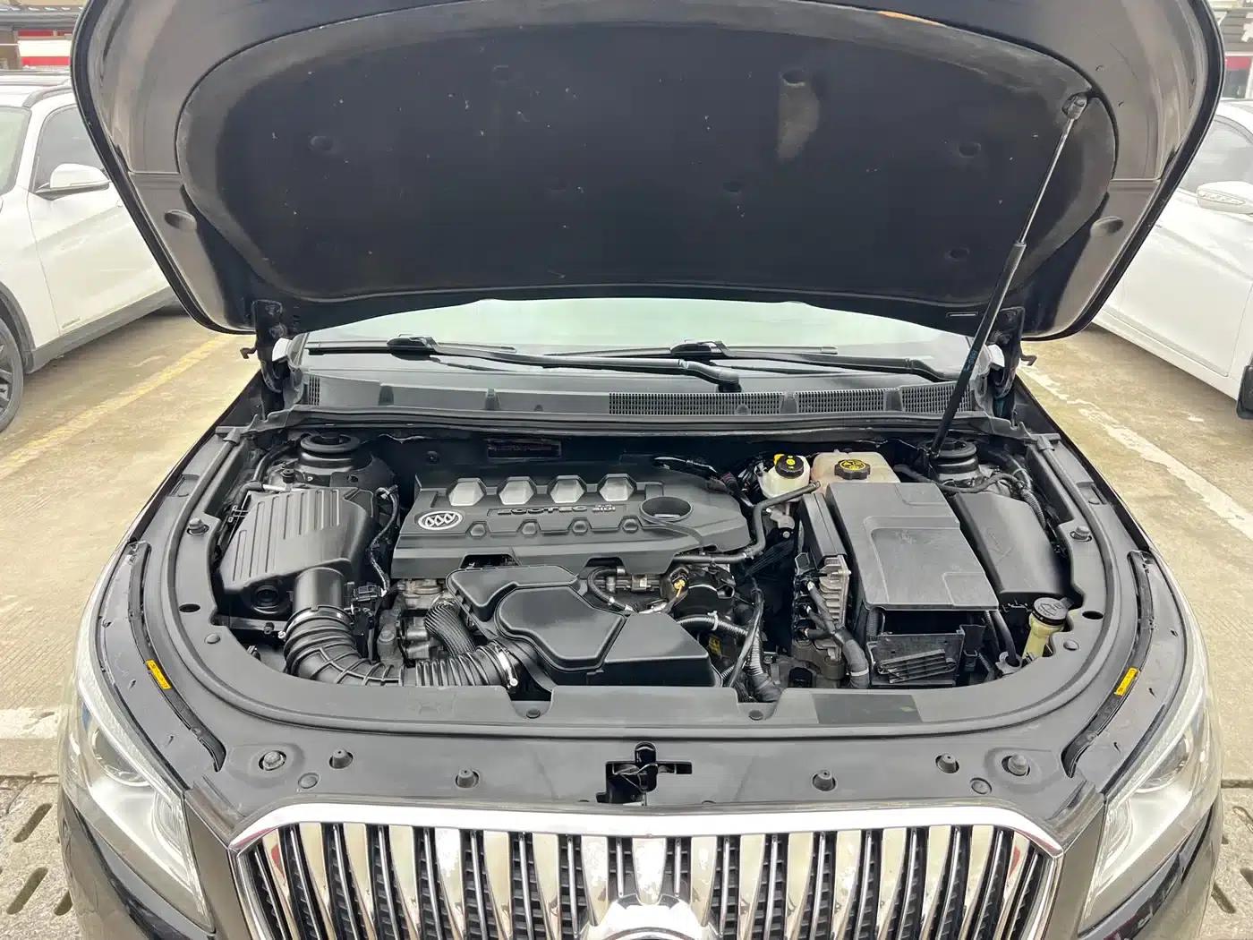 Buick LaCrosse 2013 2.4L SIDI Luxury Comfort Model — миниатюра 28