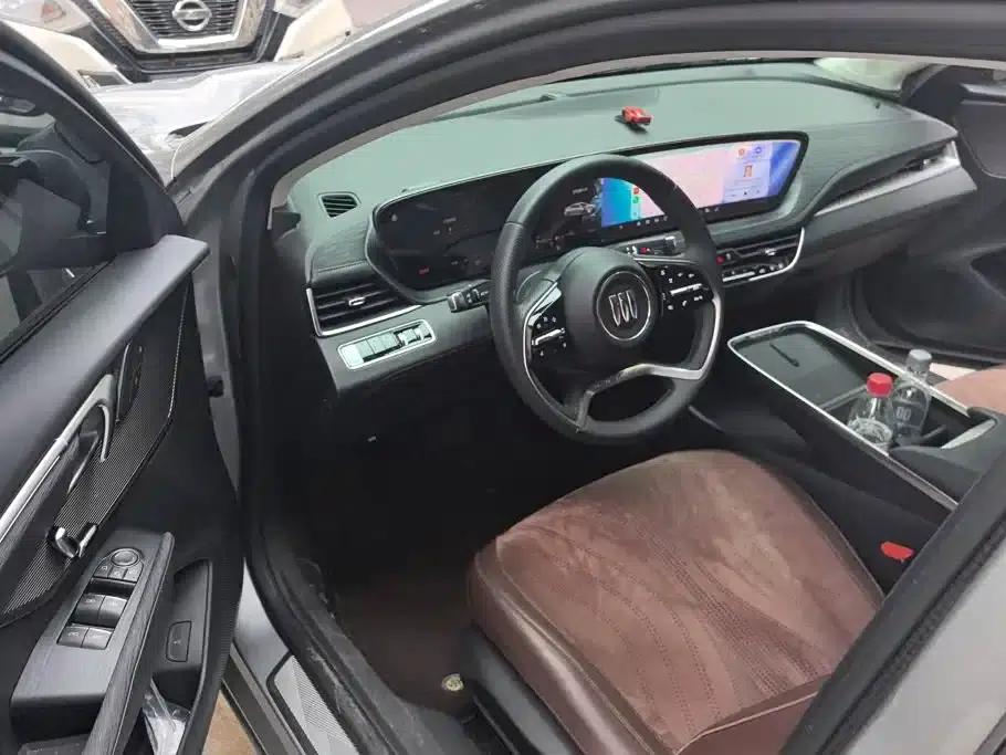Buick LaCrosse 2025 28T Platinum Edition — миниатюра 9