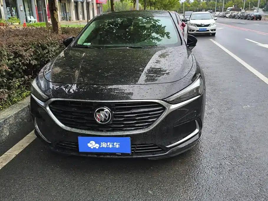 Buick LaCrosse 2019 28T Luxury Edition — миниатюра 2