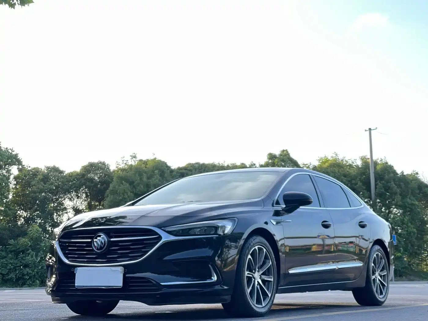 Buick LaCrosse 2019 28T Luxury Edition — миниатюра 1