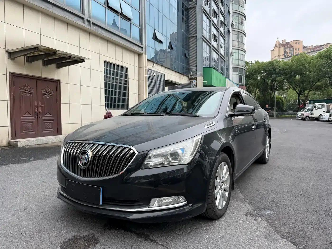Buick LaCrosse 2013 2.4L SIDI Leading Comfort Edition — миниатюра 1