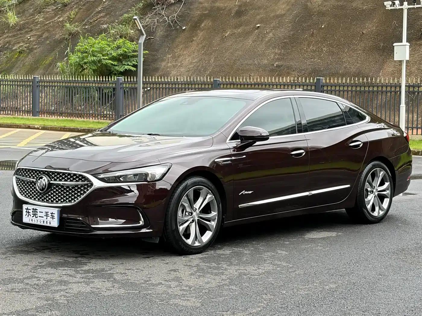 Buick LaCrosse 2021 Avenir (First Enjoyment Edition) — миниатюра 1