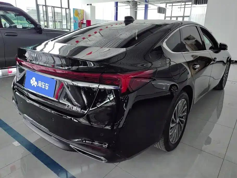 Buick LaCrosse 2023 28T Premium Edition — миниатюра 3