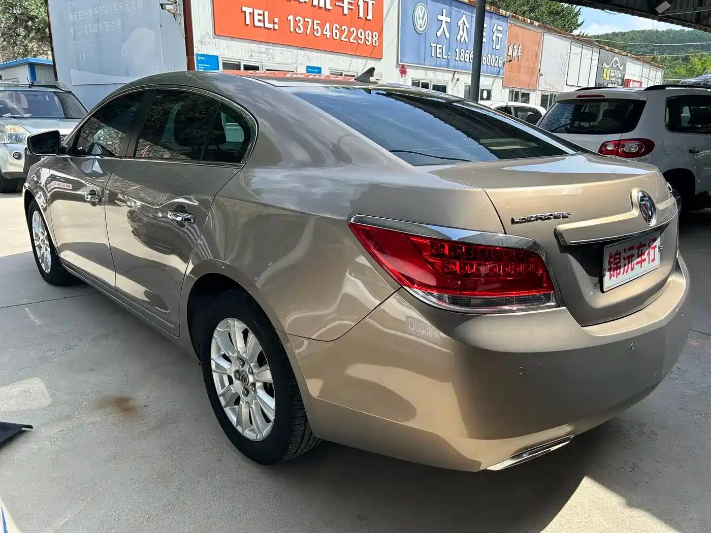 Buick LaCrosse 2012 2.4L SIDI Elegant Edition — миниатюра 9