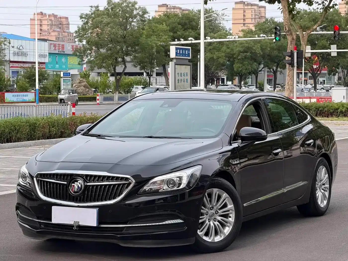 Buick LaCrosse 2016 20T Luxury Edition — миниатюра 1