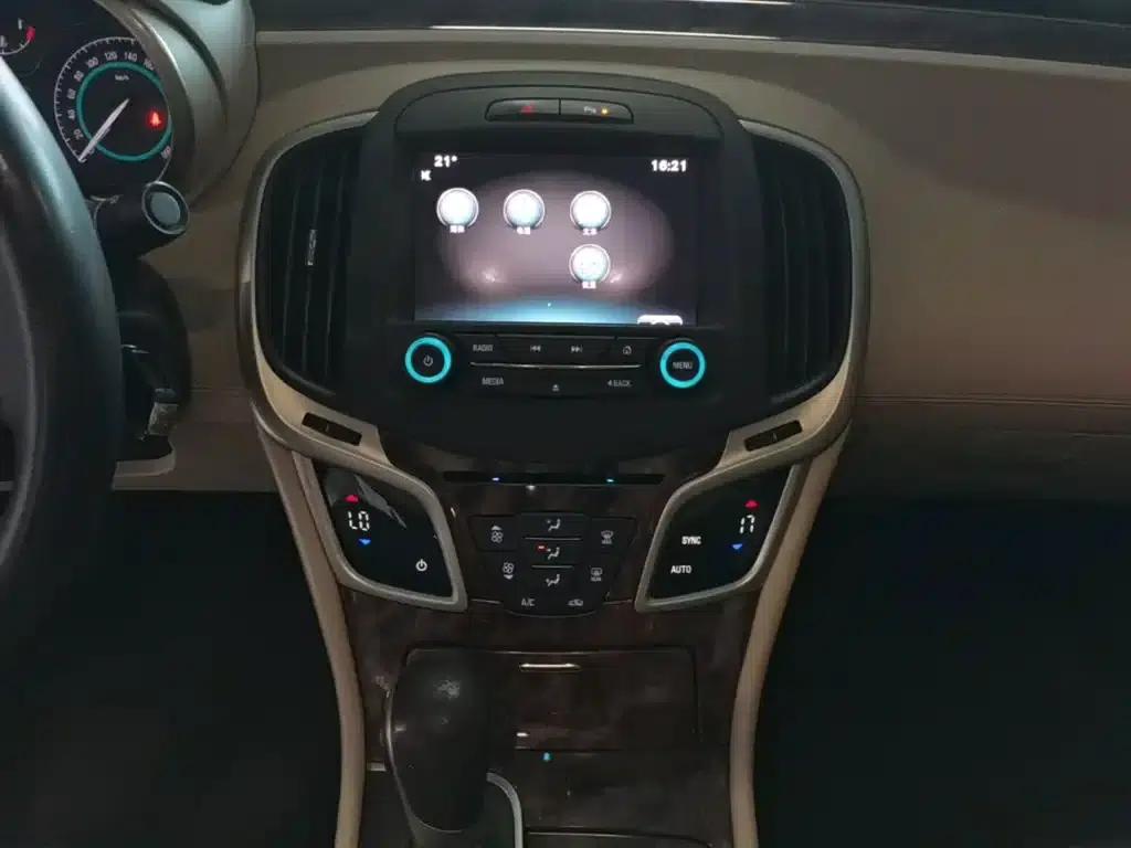 Buick LaCrosse 2013 2.4L SIDI Leading Comfort Edition — миниатюра 13