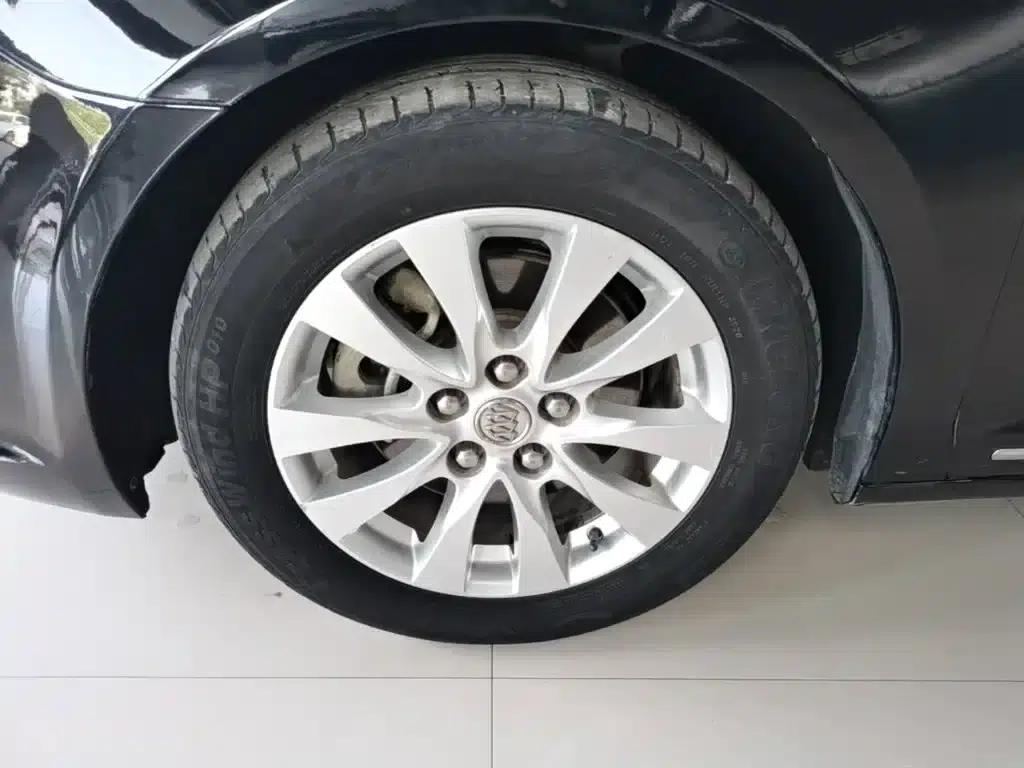 Buick LaCrosse 2013 2.4L SIDI Leading Comfort Edition — миниатюра 23