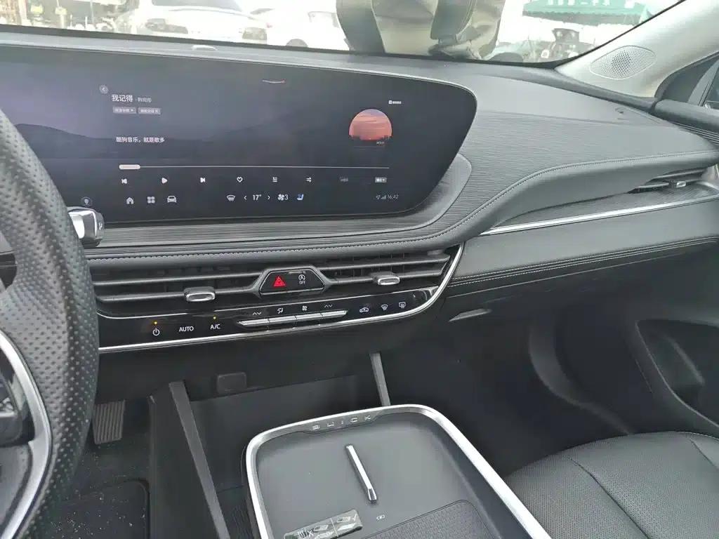 Buick LaCrosse 2024 28T Premium Edition — миниатюра 7