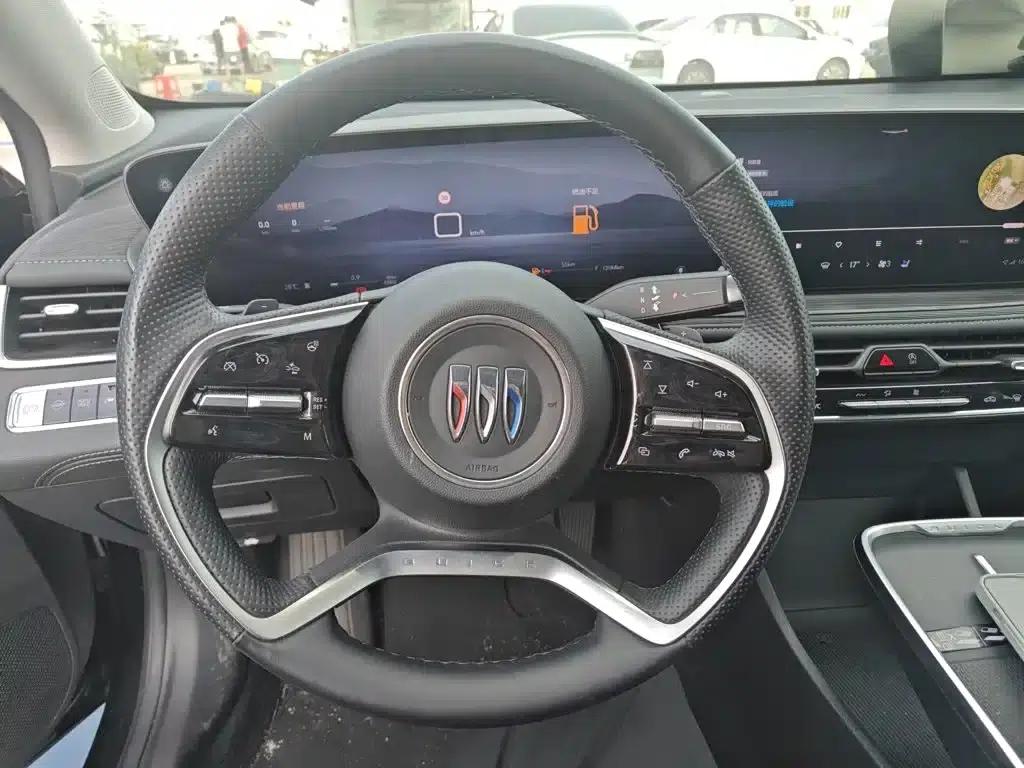 Buick LaCrosse 2024 28T Premium Edition — миниатюра 8