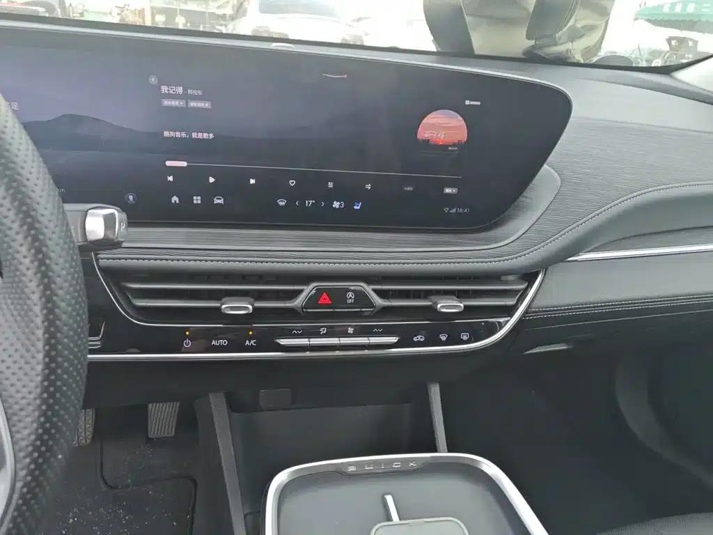 Buick LaCrosse 2024 28T Premium Edition — миниатюра 10