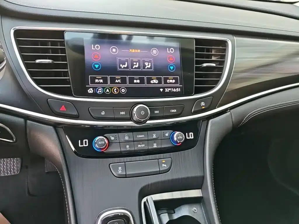 Buick LaCrosse 2021 552T Luxury Edition — миниатюра 13
