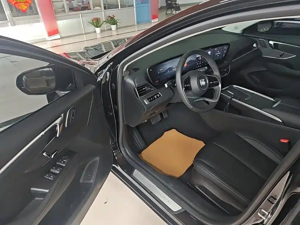 Buick LaCrosse 2025 28T Platinum Edition — миниатюра 16