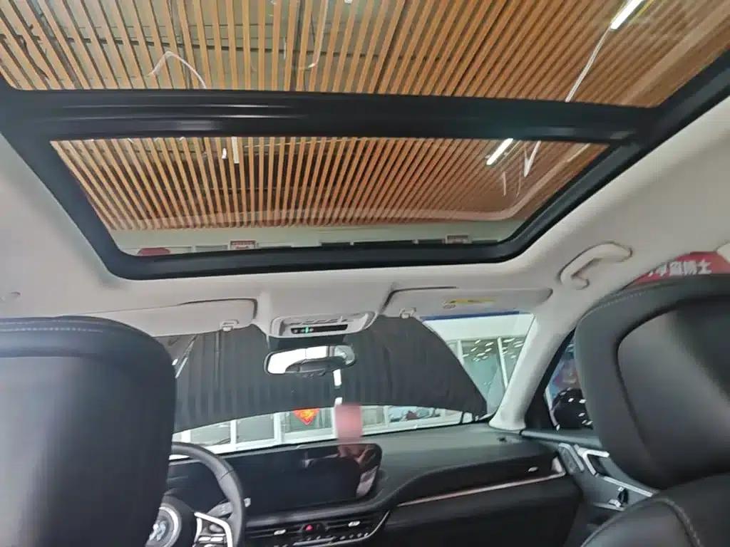 Buick LaCrosse 2025 28T Platinum Edition — миниатюра 18